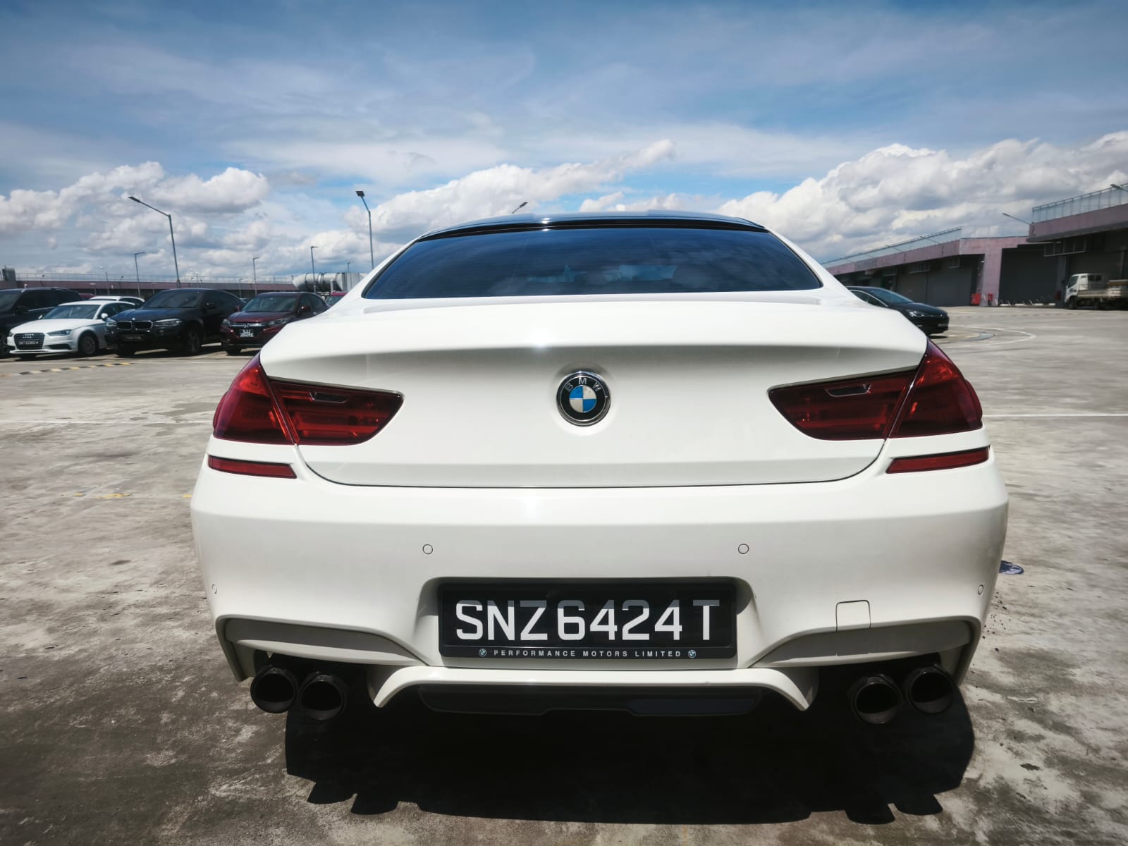 
								BMW M6 Gran Coupe full									