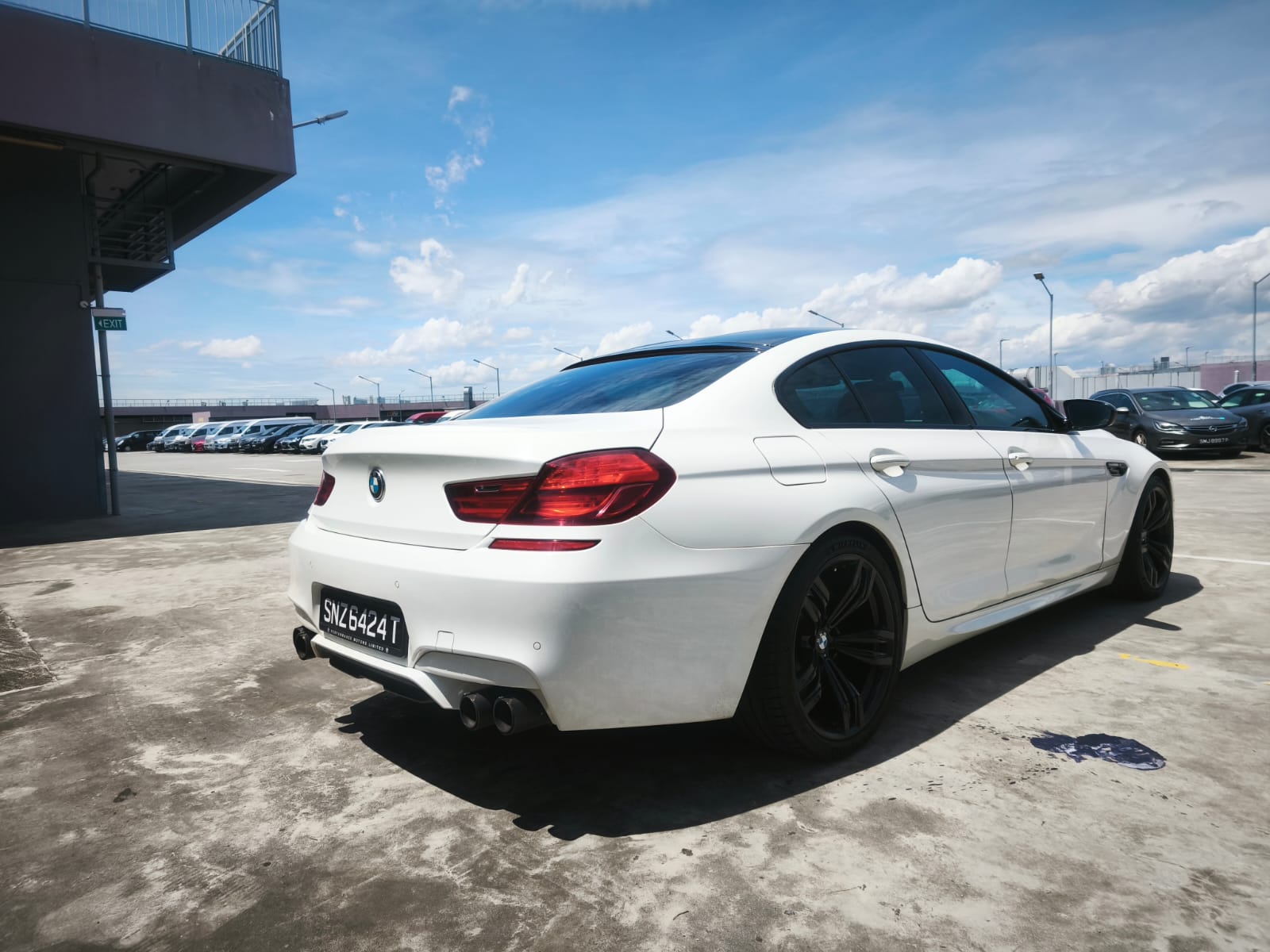 
								BMW M6 Gran Coupe full									