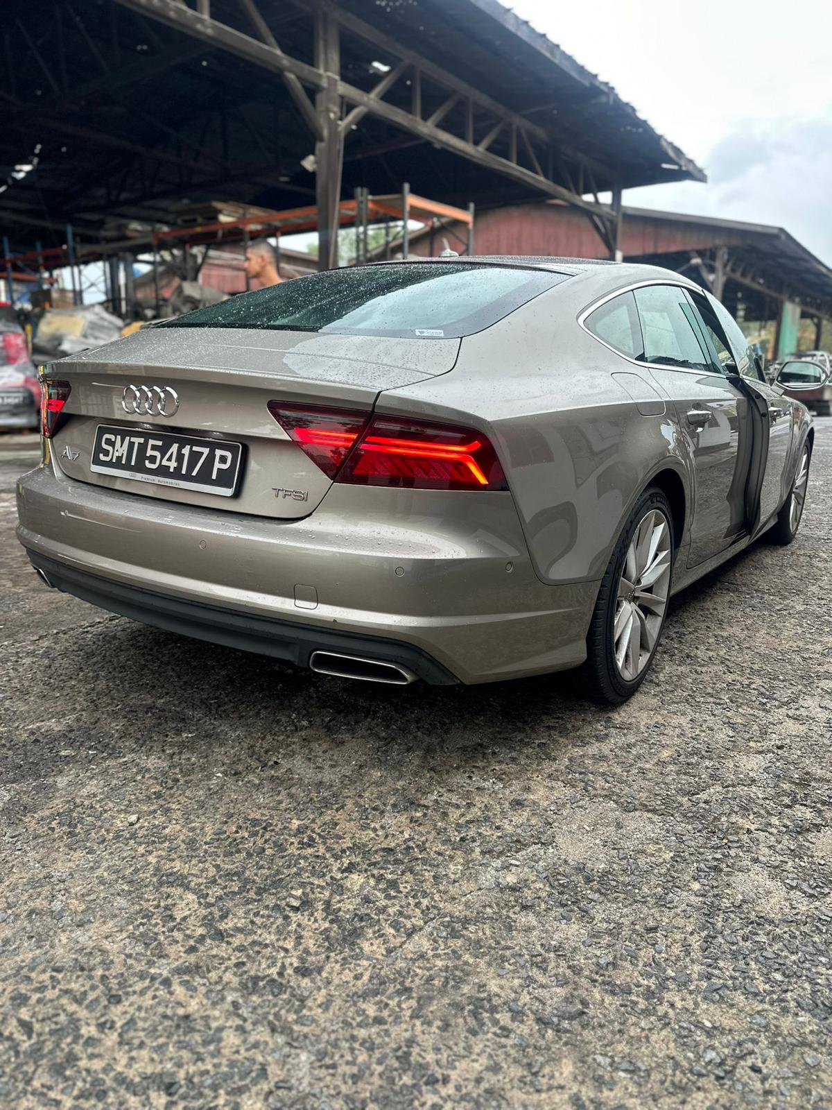 
								Audi A7 full									