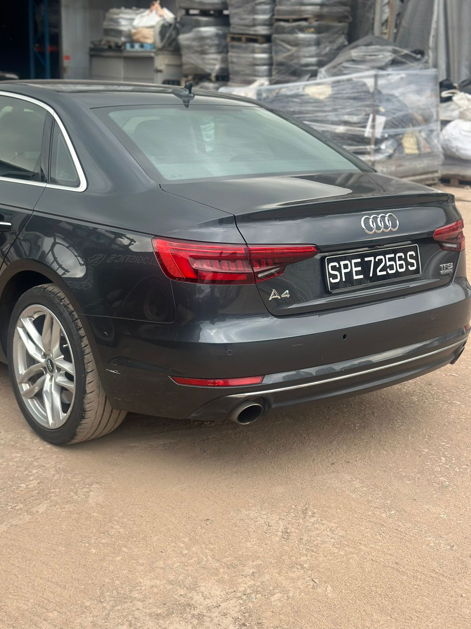 
								Audi A4 TFSI full									