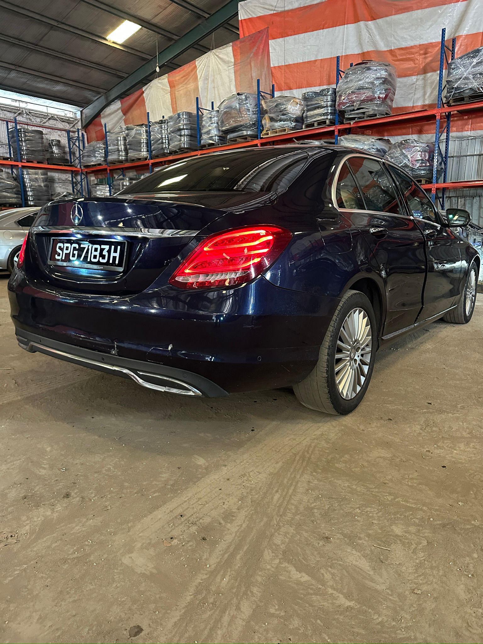 
								Mercedes C180 full									