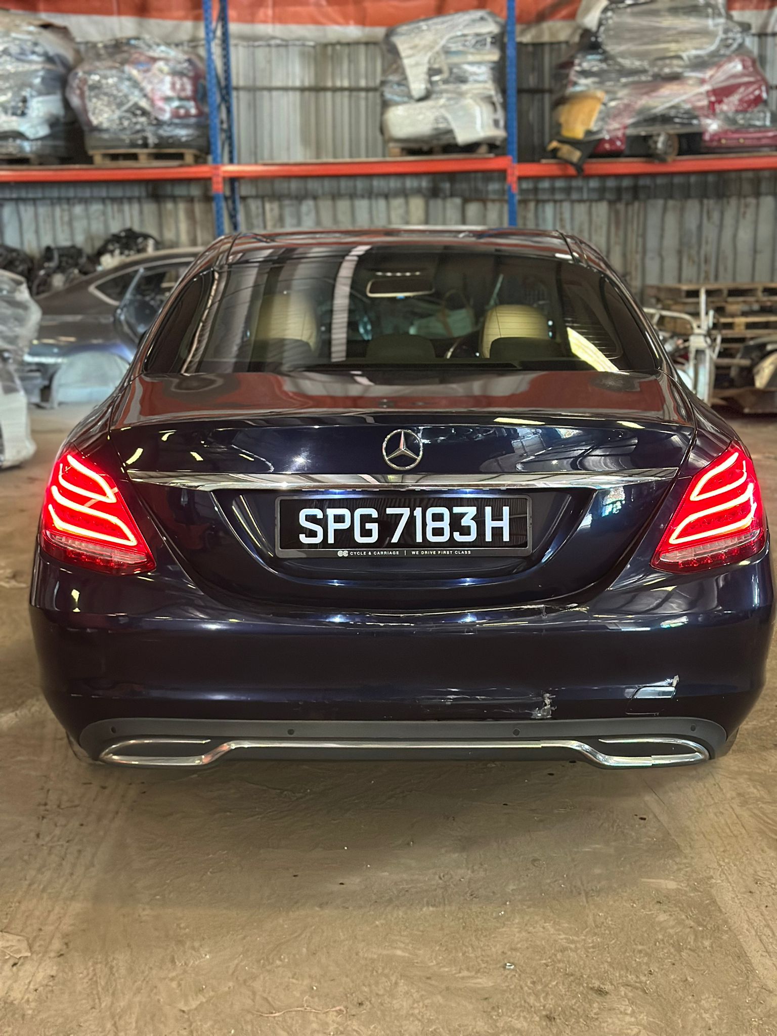 
								Mercedes C180 full									