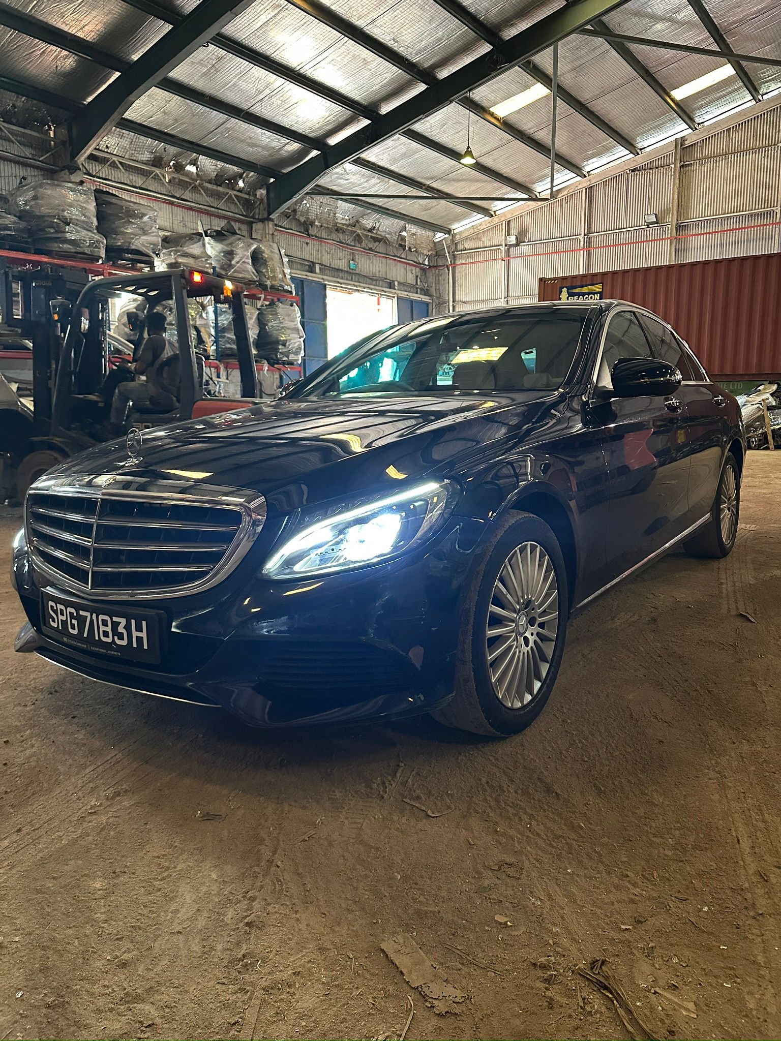 
								Mercedes C180 full									