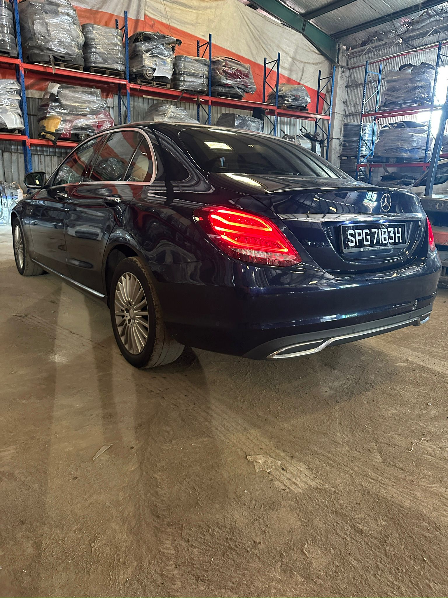 
								Mercedes C180 full									