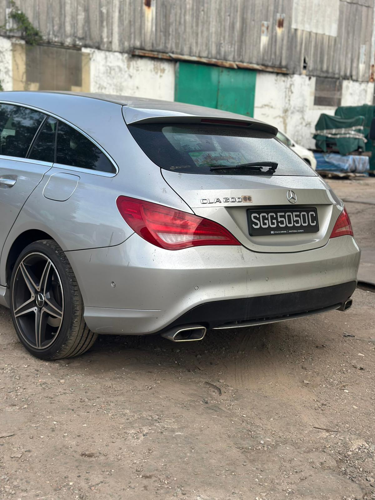 
								Mercedes CLA 200 full									