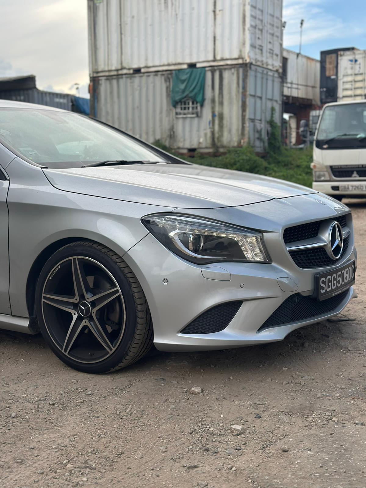 
								Mercedes CLA 200 full									